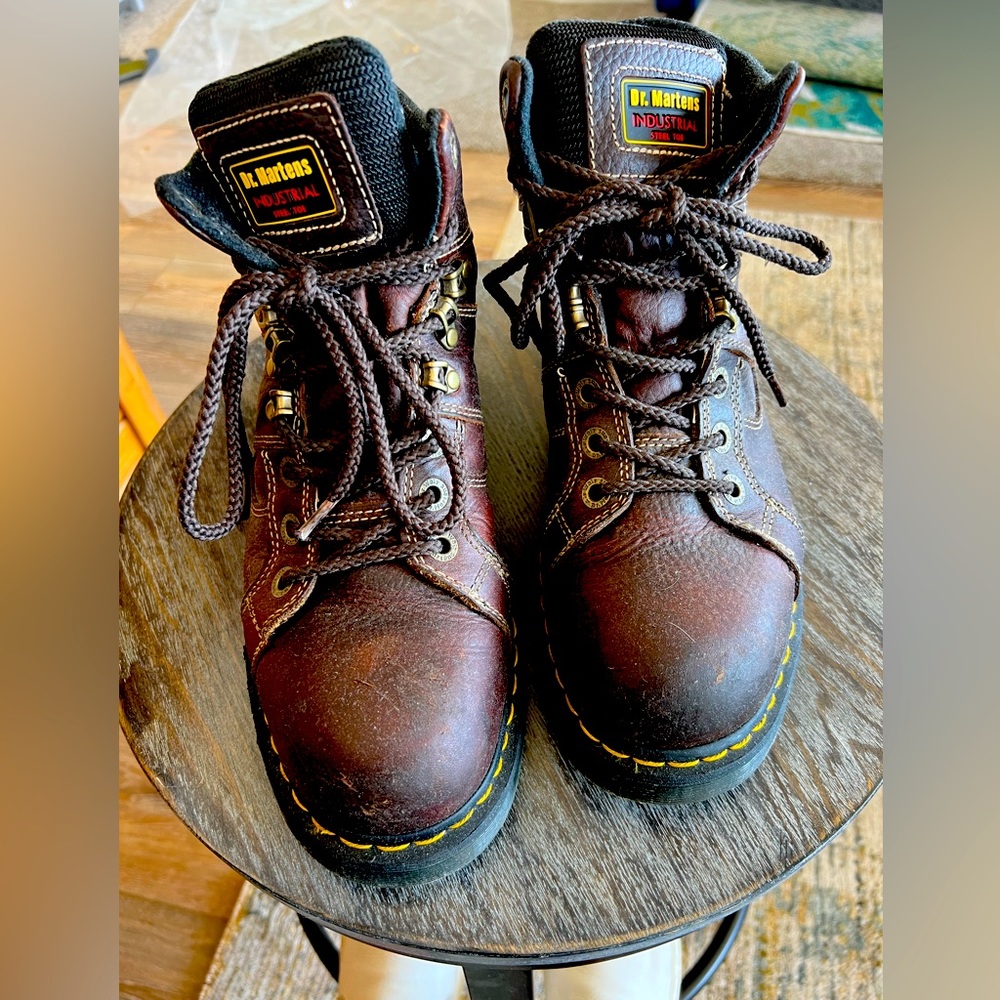 Men’s Dr. Martens Industrial Steel-Toe Boots Size 9